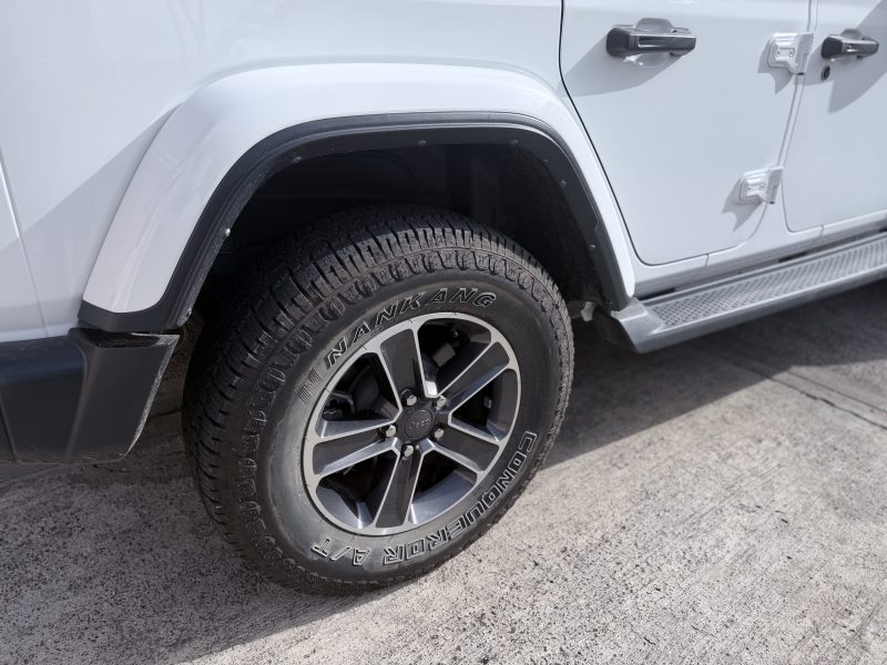 2023 Jeep Wrangler Unlimited | 15,000 km | White | $218,000 ECD